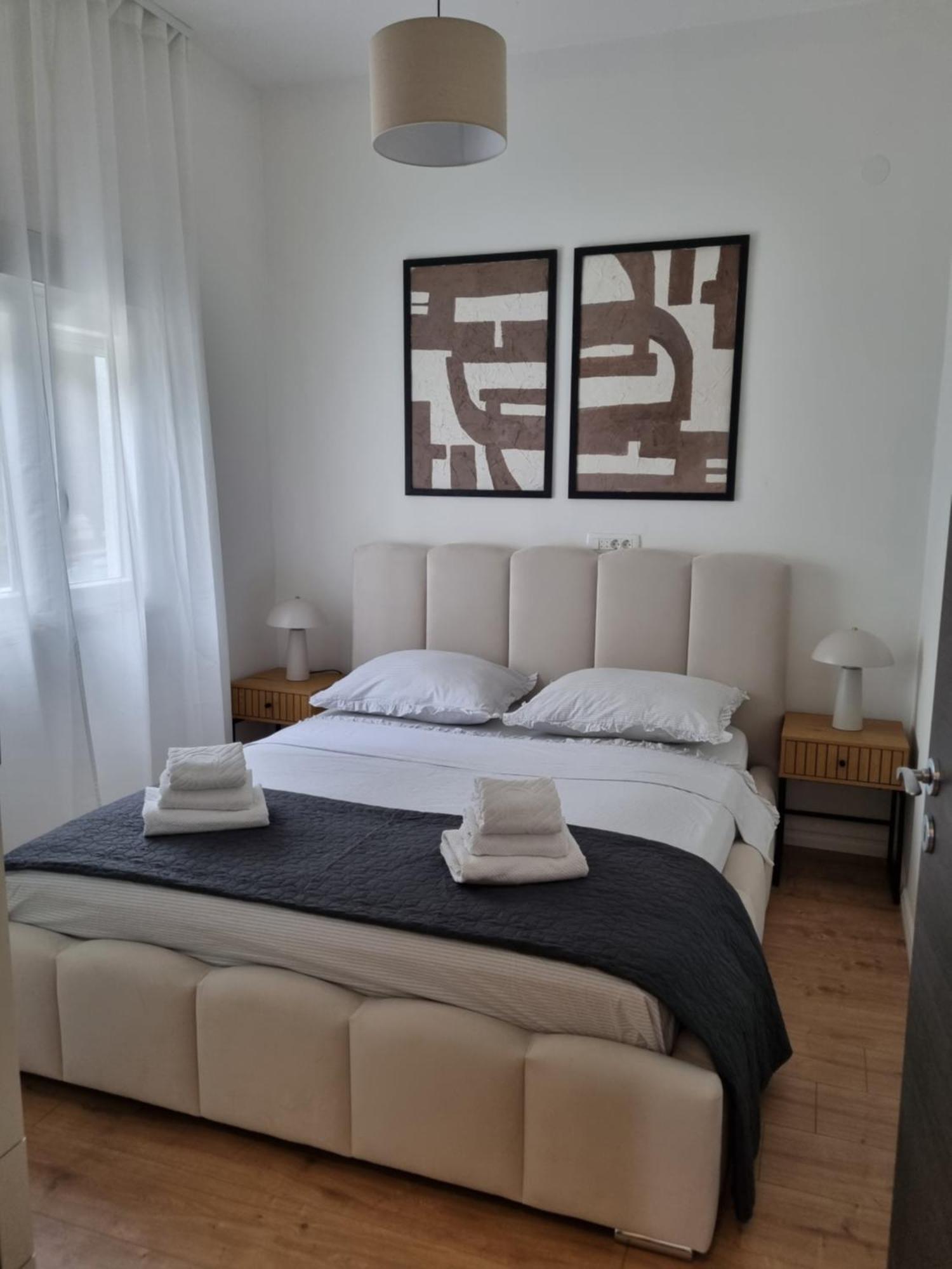 Adora Apartament